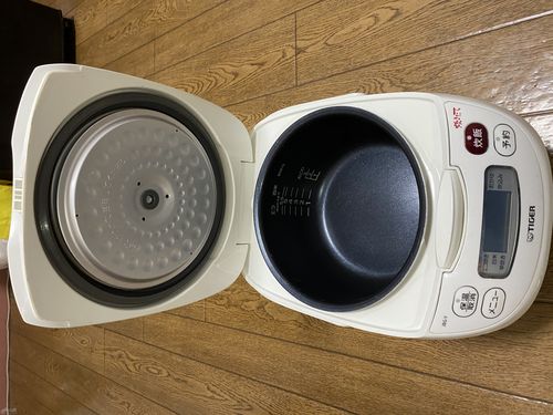 9成新电饭煲 - 中古买卖 - 小春论坛 - 小春 电饭煲